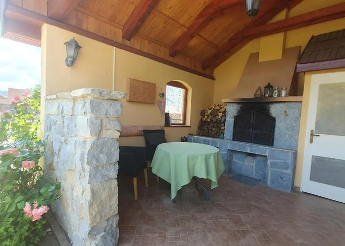 U Alenky Na Zahrade Smižany