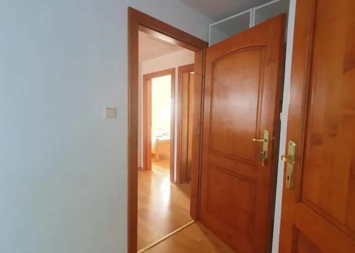 U Alenky Na Zahrade *